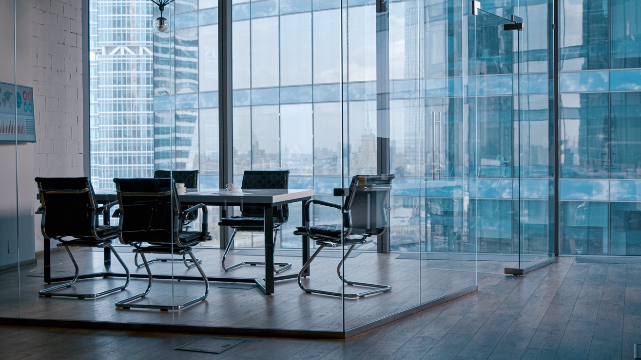 AI Leadership & Governance